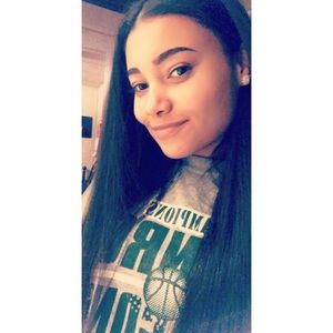 Meet your Posher, Nijah